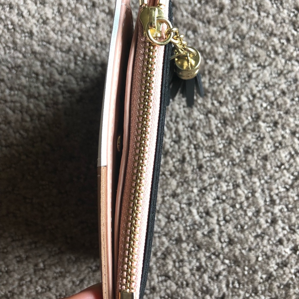 Wallet - Picture 5 of 8